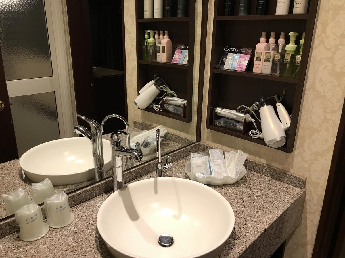 Sari Seki Inter (Adults Only) Hotel Kameyama Bagian luar foto